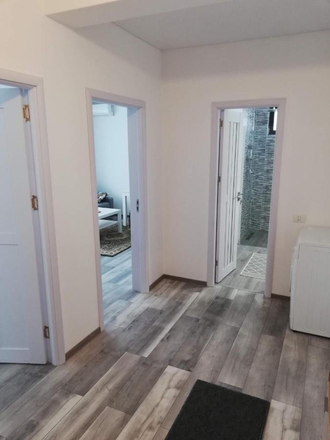 Cozzy Apartment Năvodari Buitenkant foto
